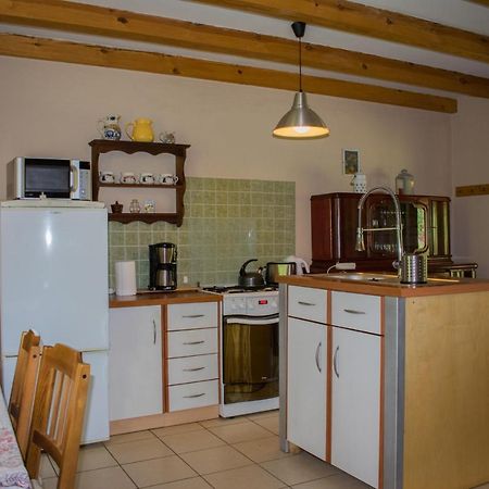 Gospodarstwo Agroturystyczne Nad Jeziorem Wsrod Lasow Lipnica  Luaran gambar